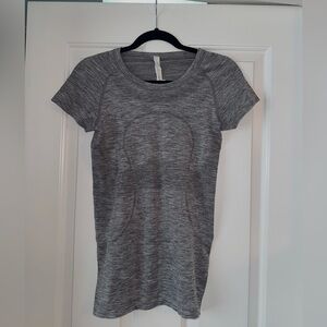 Lululemon Grey Athletic Shirt, Size 6,
